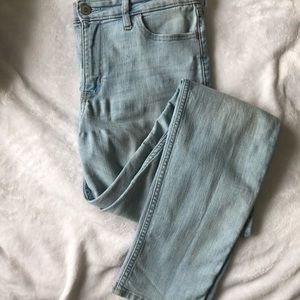 Hollister light-wash skinny jean
